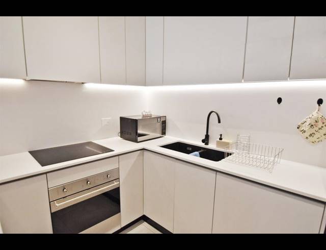 2 BEDROOM PROPERTY TO RENT IN HYDE PARK